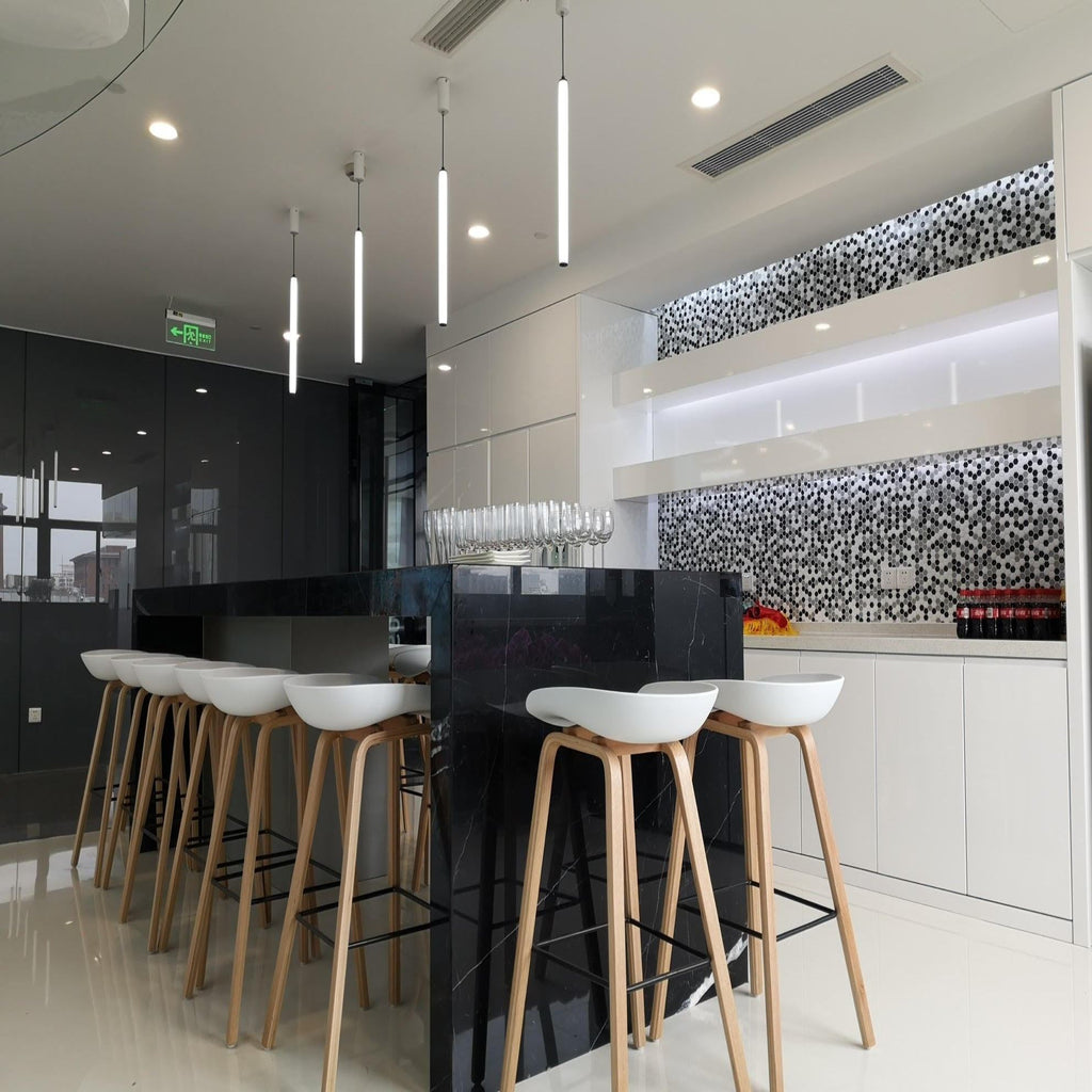 Lysara | Scandinavian LED Rod Pendant in Black and Gold