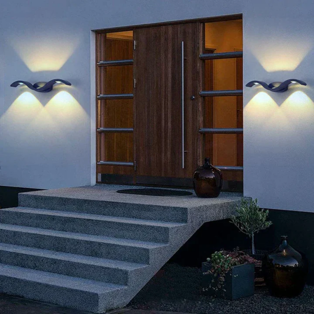 Lumeris | Modern IP65 Waterproof Outdoor Wall Light