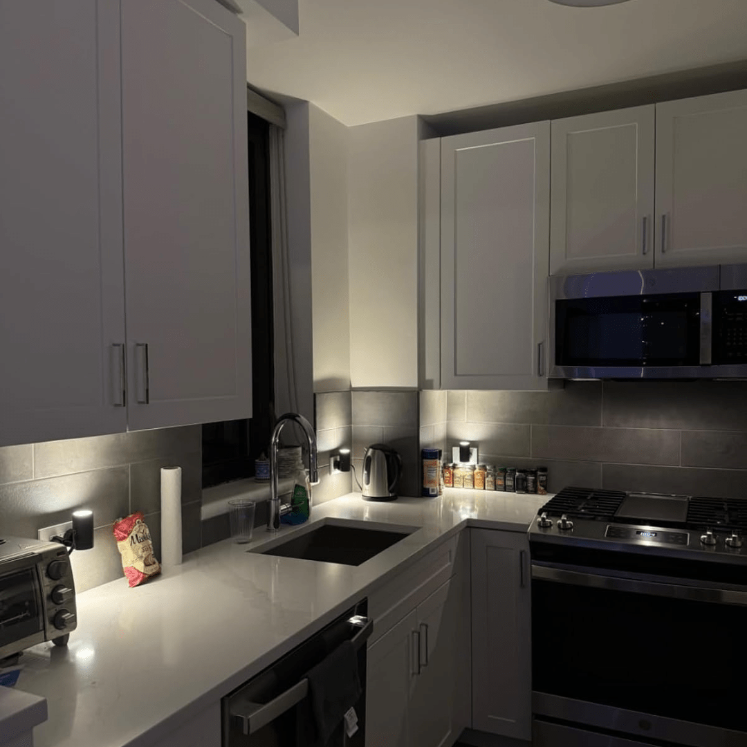 Aloria | Wireless Rechargeable Dimmable LED Table Lamp